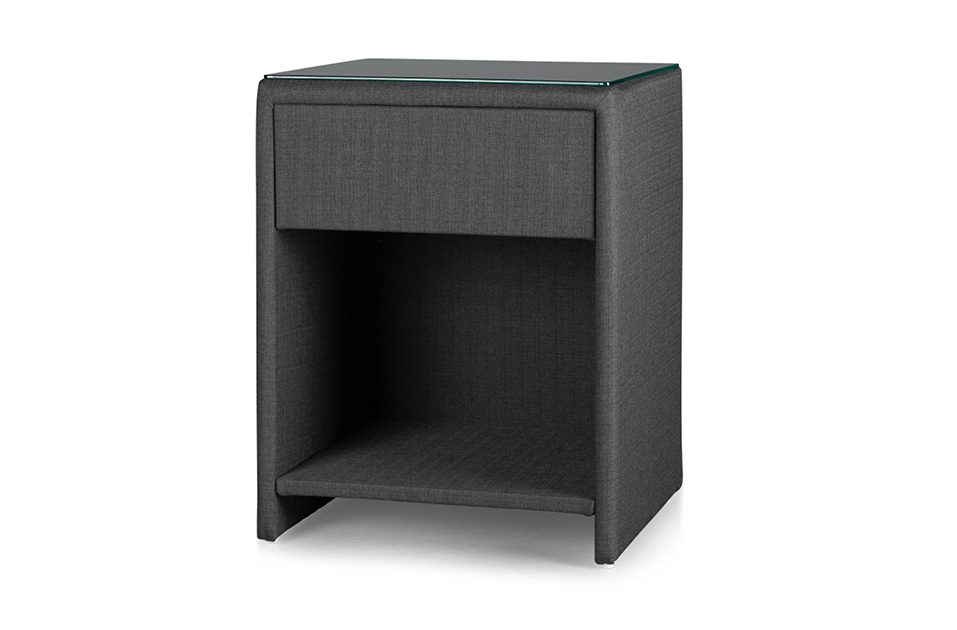 Caresse-Nachtkast-1000-2